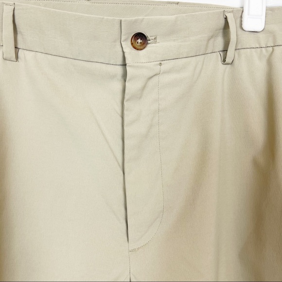 Greg Norman Tan Golf Shorts Size 36 - Picture 2 of 8